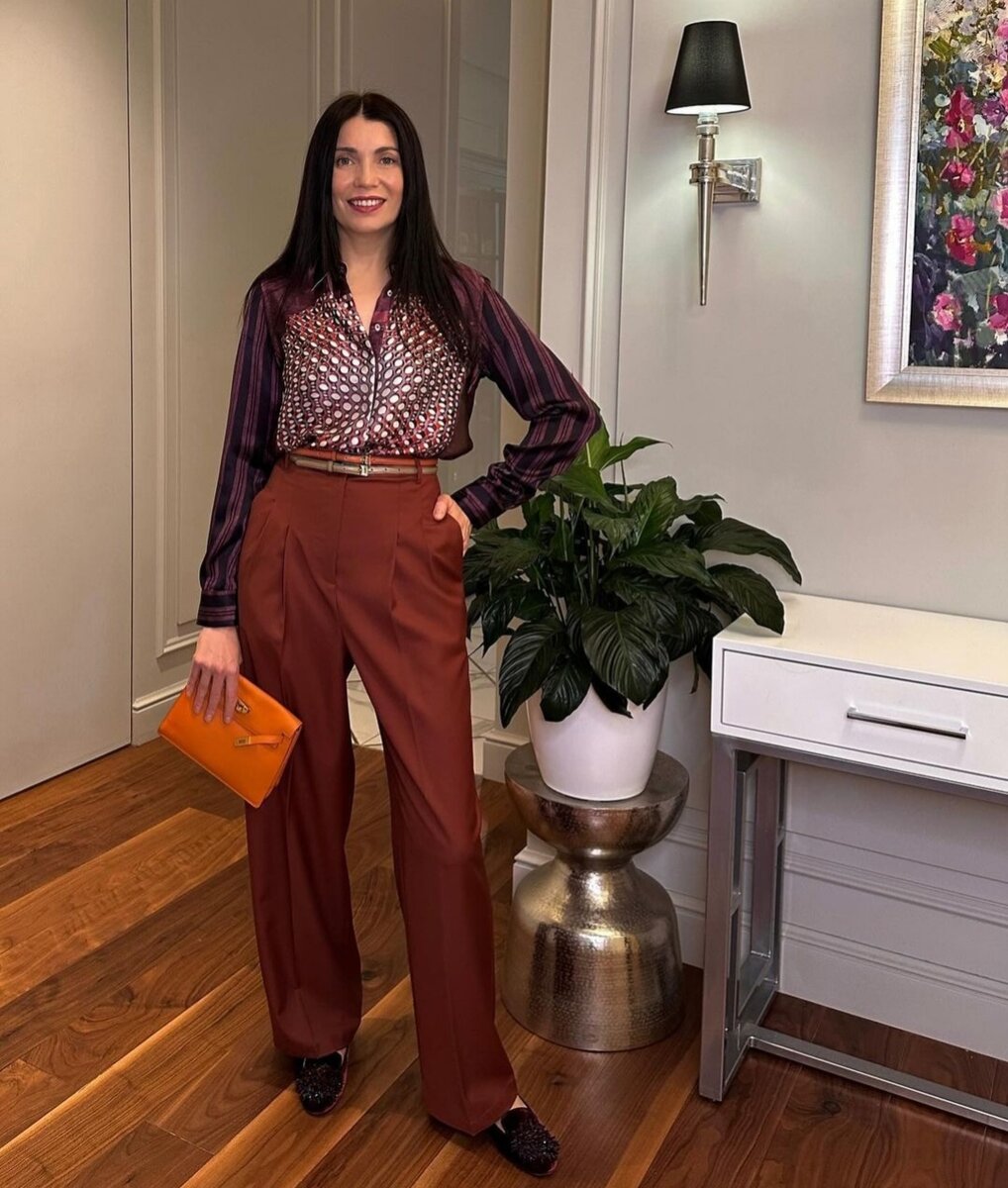 Я поменял тебя на зимнюю женщину сорокалетнюю. В ожидании зимы. Влюбленные зимой. Пара зимой. Я поменял тебя на зимнюю женщину сорокалетнюю.