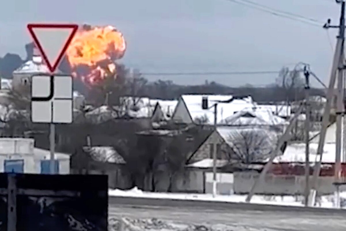 световые столбы в небе белгород. световые столбы 2022 над белгородом. громко в небе над белгородом сегодня. громко в небе над белгородом сегодня. громко в небе над белгородом сегодня.