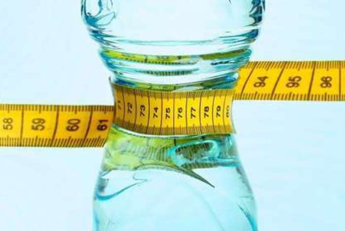 Приправа для самогона перцовка. Алкоголь полезен. Растирание водкой. Можно ли пить перцовку при температуре. Мифы и факты об алкоголе.