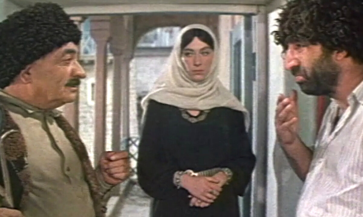 Кадр из кинофильма "Адам и Хева", 1969 г., режиссер Алексей Коренев, сценарист Ахмедхан Абу-Бакар, композитор Мурад Кажлаев (скриншот)