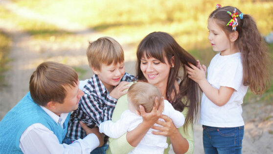    Единый статус многодетных семей в РФ: о чем говорится в указе президента Богдан Герцен