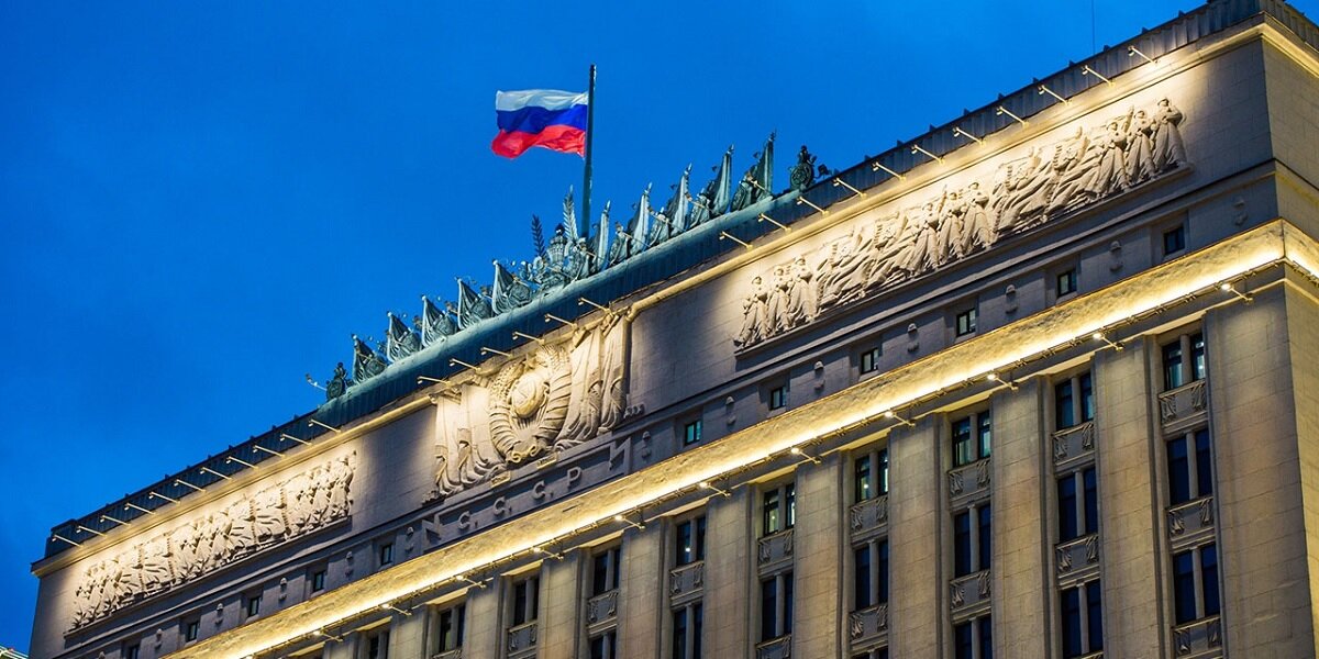 Пунктуационный практикум. История многократно показала как факты и документы. Удивительными людьми держится мир его история его культура. История многократно показала как факты и документы. Вы верите в бога разве вы его видели своего бога.