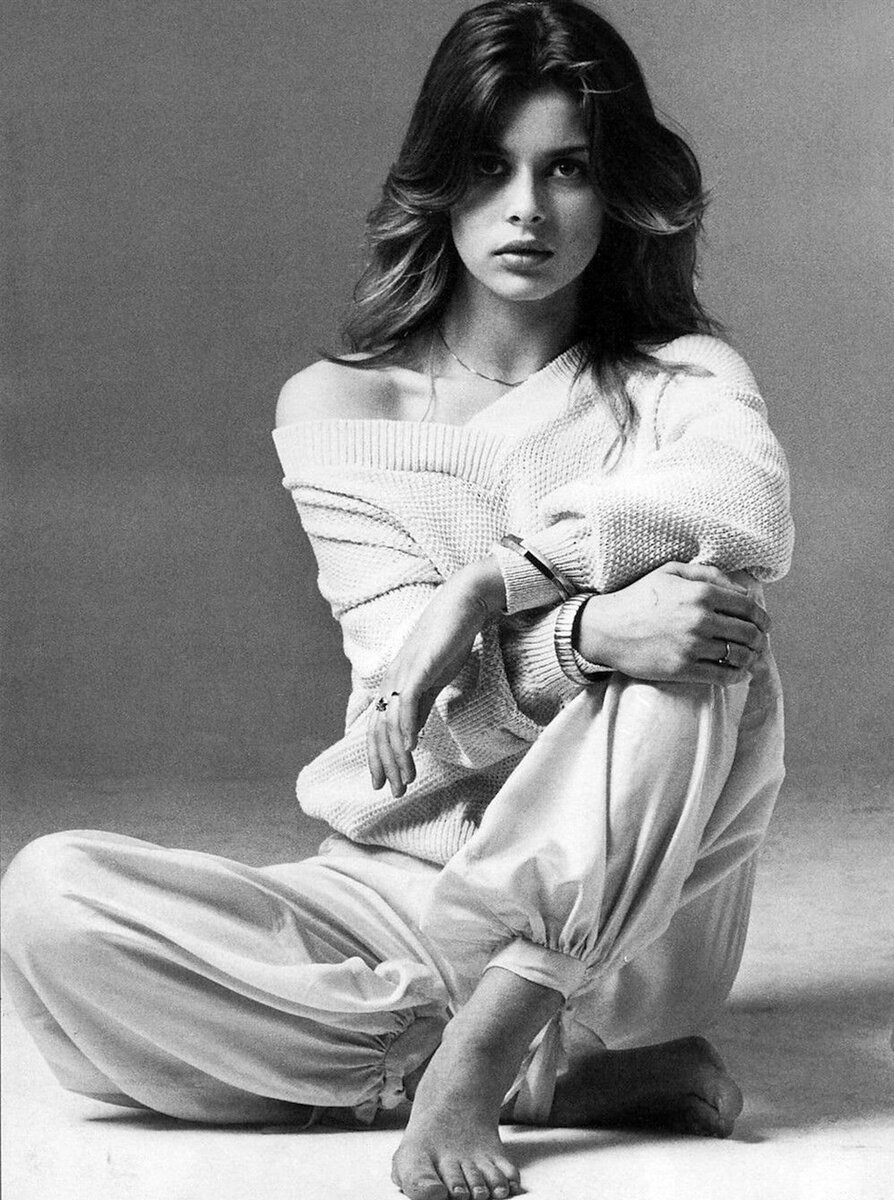 Богатырь настасья микулишна. Василиса микулишна былина. История настасьи. Русская богатырша василиса микулишна. Русские богатыри василиса микулишна.