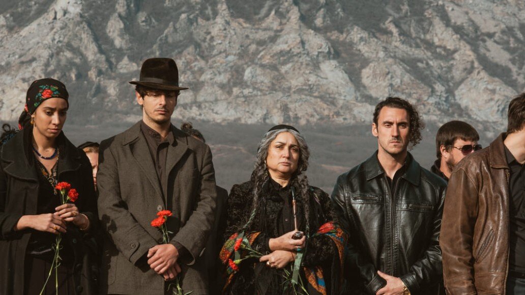 Рустам нахушев цыганка. Я расскажу тебе жизнь цыганскую. Цыганский ансамбль свэнко. Петр лещенко ноты для баяна. Рустам нахушев цыганочка.