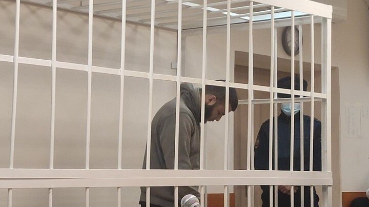 Осуждённый житель Таджикистана, обвиняемый в убийстве жителя Якутии. Фото: Объединённая пресс-служба судов Республики Якутия. 