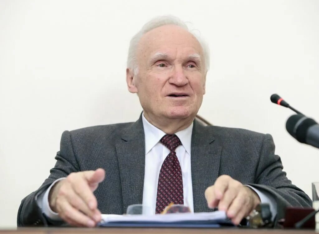 А. И. Осипов
