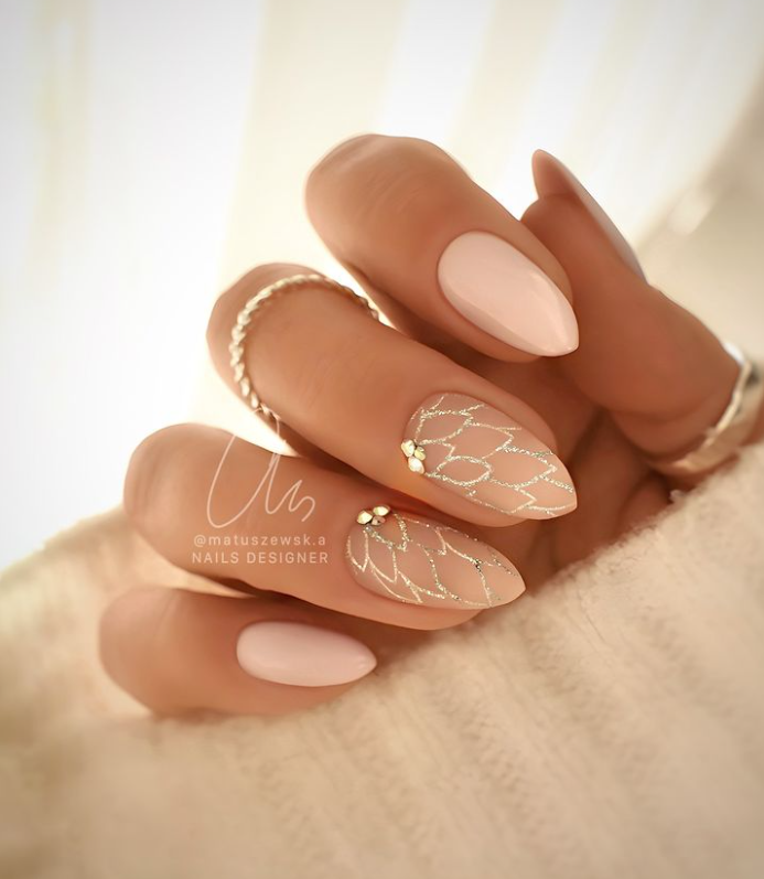 новогодний маникюр синий. идеи новогоднего маникюра. новогодние ногти. новогодние ногти. дизайн ногтей на новый год.