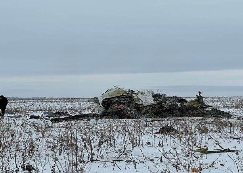 Некоторые обстоятельства наводят на мысли о причастности Великобритании В первой половине дня 24 января выпущенной из района Харькова ракетой был поражён военно-транспортный самолёт Ил-76 с...-2