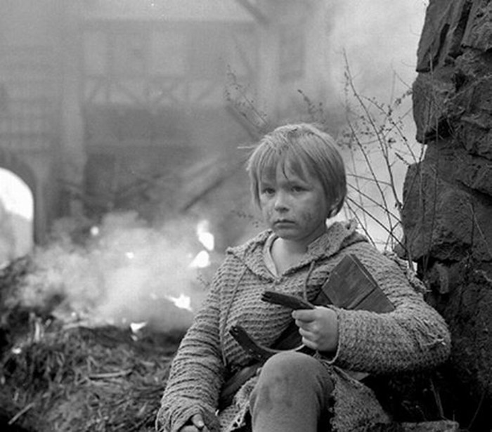 Hit history- 1967 volume 13. Robby 1968 book. воронежский комар александр спиридонов. 1968 mp3 1968. Munich machine a whiter shade of pale 1978.