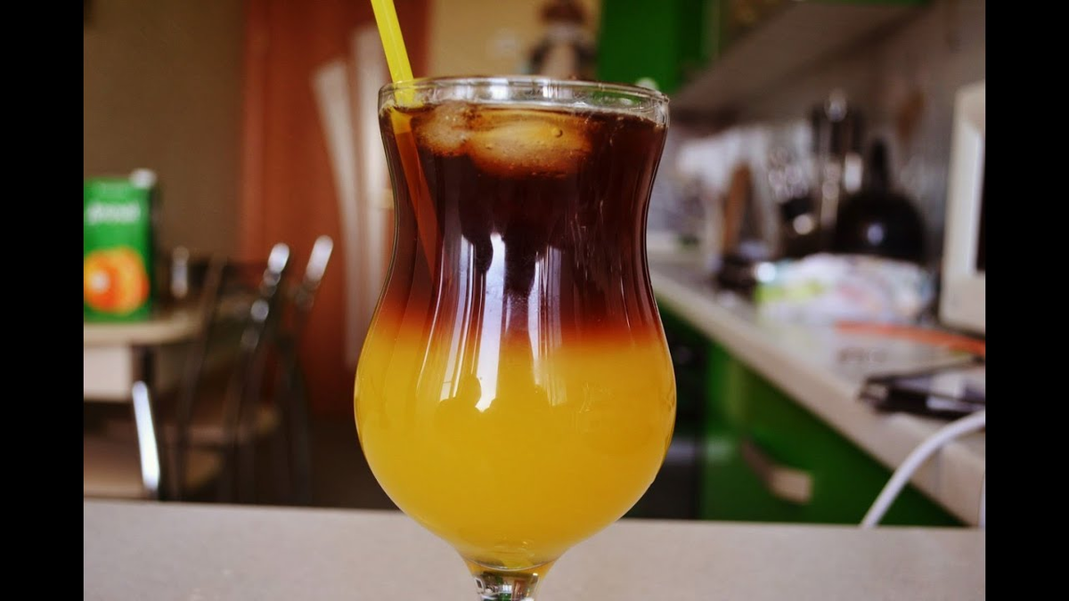 Айс бамбл. Напиток бамбл кофейный. Лимонад и бамбл. Как сделать бамбл дома. Холодный кофе бамбл.