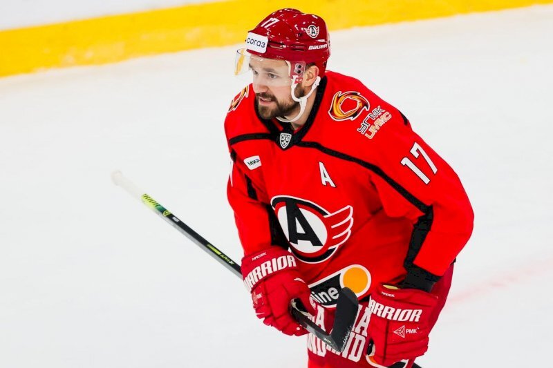 тренер хк автомобилист. тренер россии хк 2021. хк трактор. николай заварухин тренер автомобилиста. кхл.