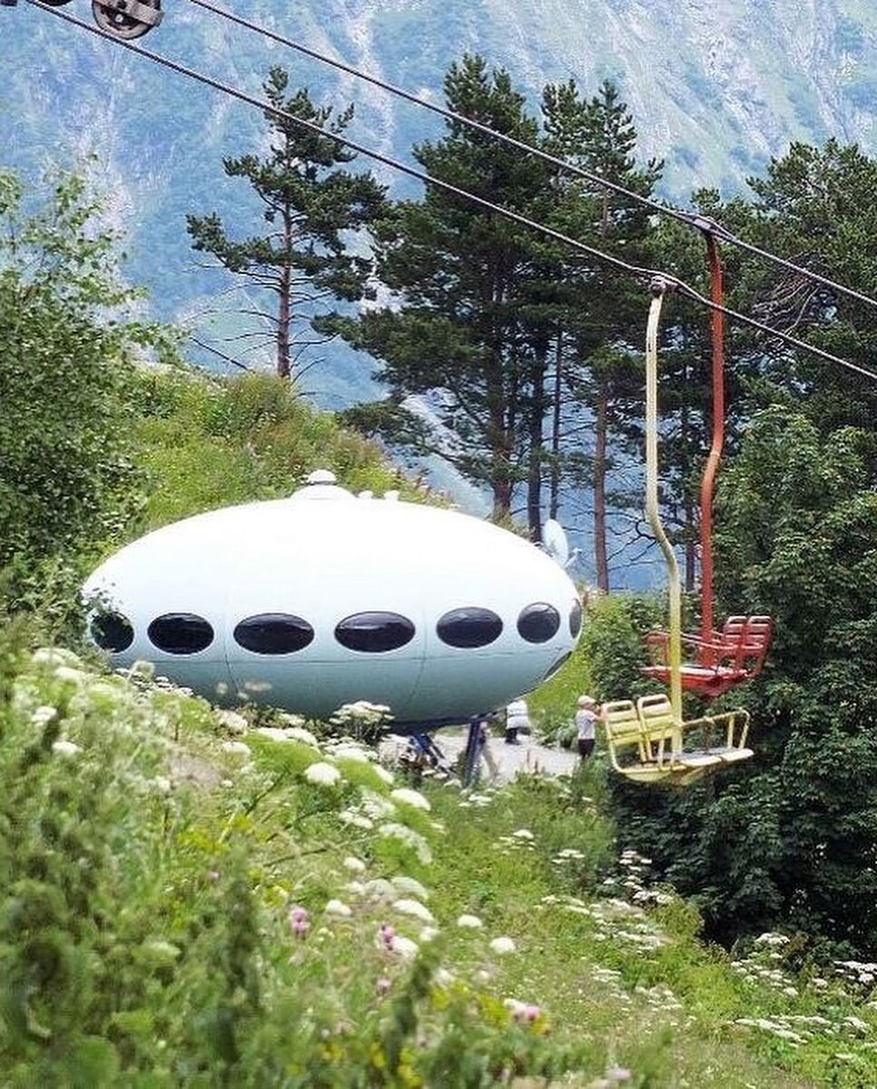 Летающая тарелка Домбай