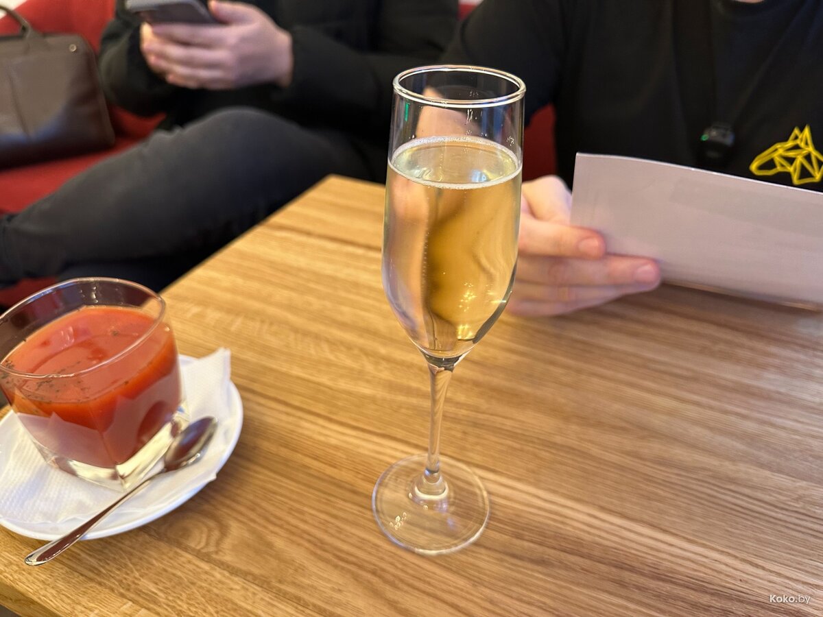 Shawarma lposter. донер тортилья. Red boat shawarma. Red boat shawarma. донер.