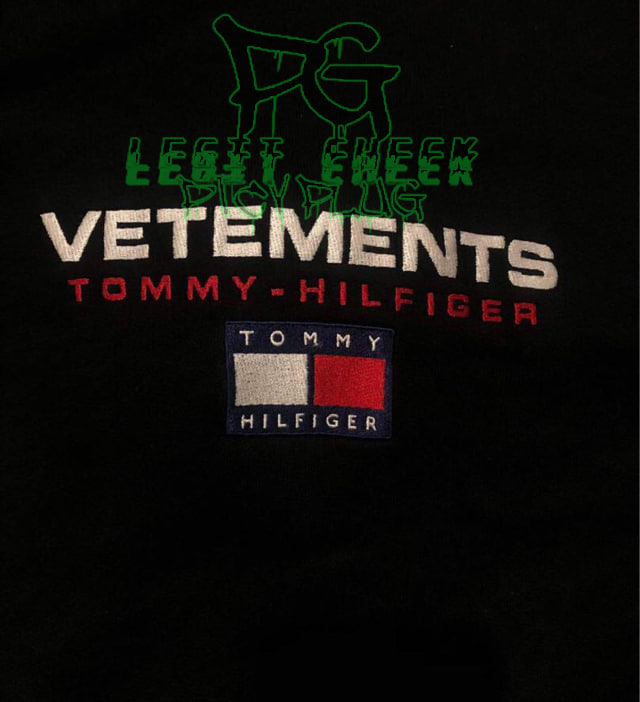 Vetements x tommy hilfiger store hoodie black