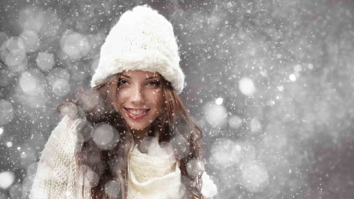 учет лиц нуждающихся в социальном обслуживании. лица нуждающиеся постоянном уходе. крем для лица. справка о нуждаемости в постоянном постороннем уходе. нанесение крема на лицо.