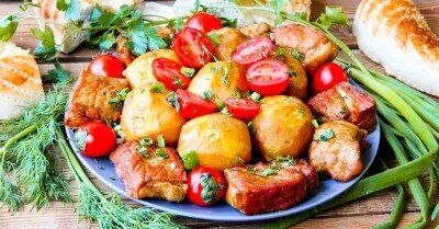 Картошка и мясо, запеченные слоями