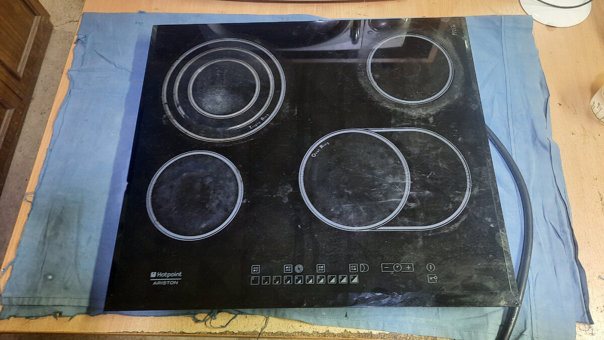 Hi-Light поверхность Hotpoint-Ariston KRO 642 TO B (PL) S - уже прилично отработала
