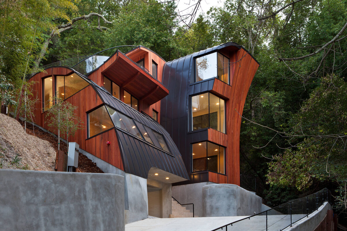 Источник изображения - https://st.hzcdn.com/simgs/pictures/exteriors/fred-herring-bernard-andre-photography-img~7df1c7ae0f7b48f3_14-8212-1-7621706.jpg