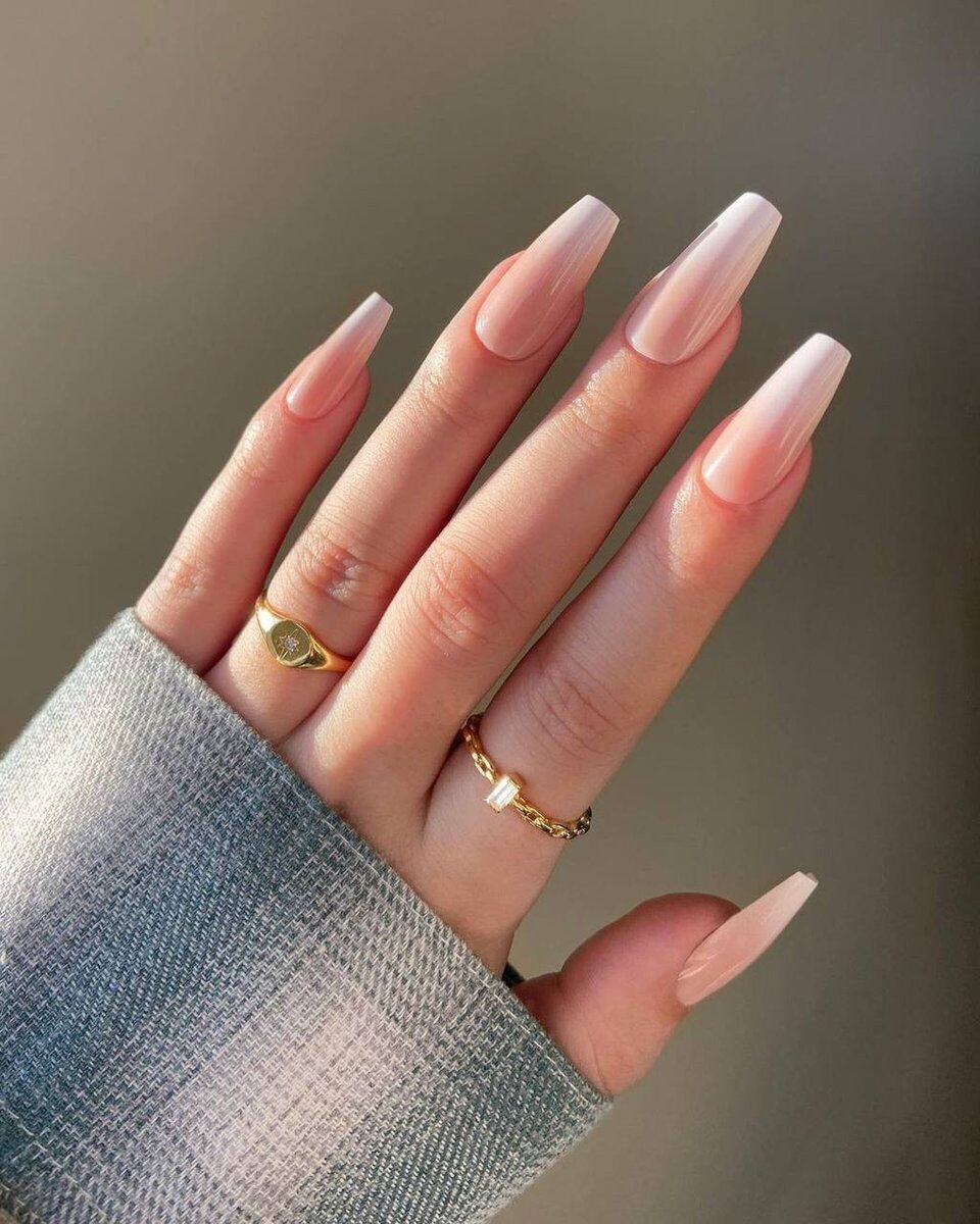 нюдовый маникюр 2022.