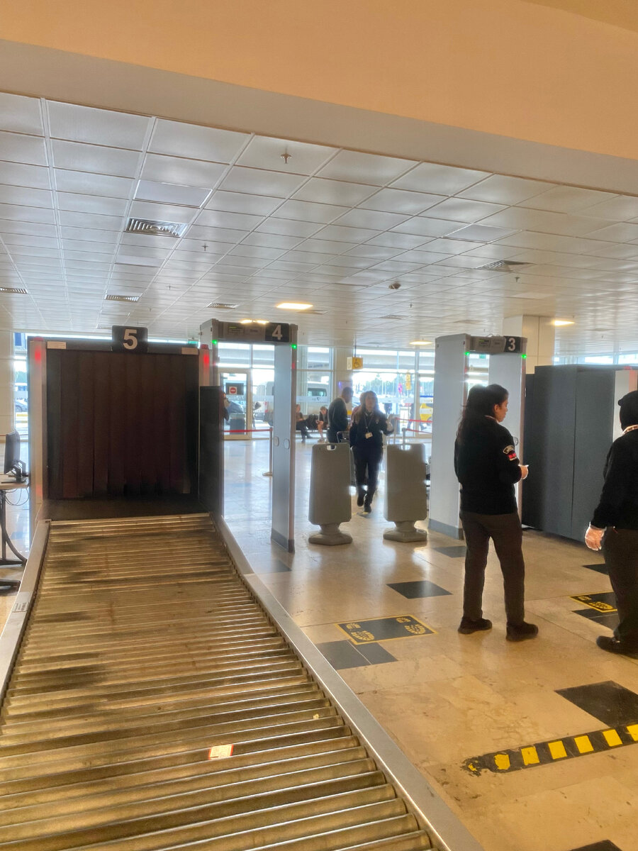 Проходящие пути. Какова скорость транспорта если за 5 с он перемещается на 10 м. За 5 мин равномерного. Дано решение ответ. Автомобиль подъезжая к пункту а набрал 72.