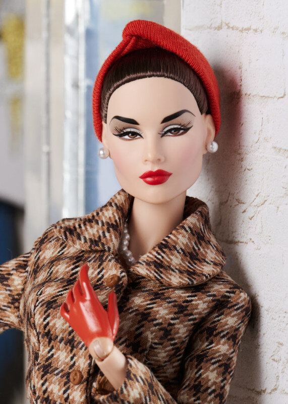 Evelyn Weaverton Traveling In Style.