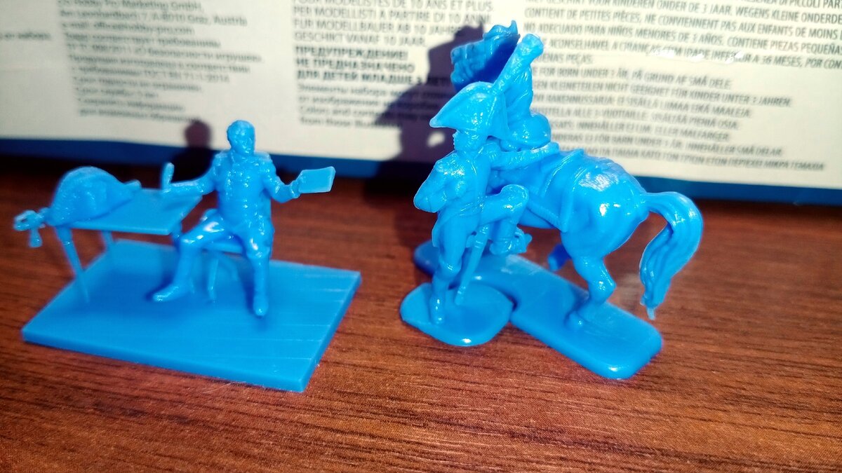 Собираем солдатиков. Сергей киселев пластилиновые солдатики. Коллекционирование солдатиков. Коллекция оловянных солдатиков в музее суворова. Собираем солдатиков.