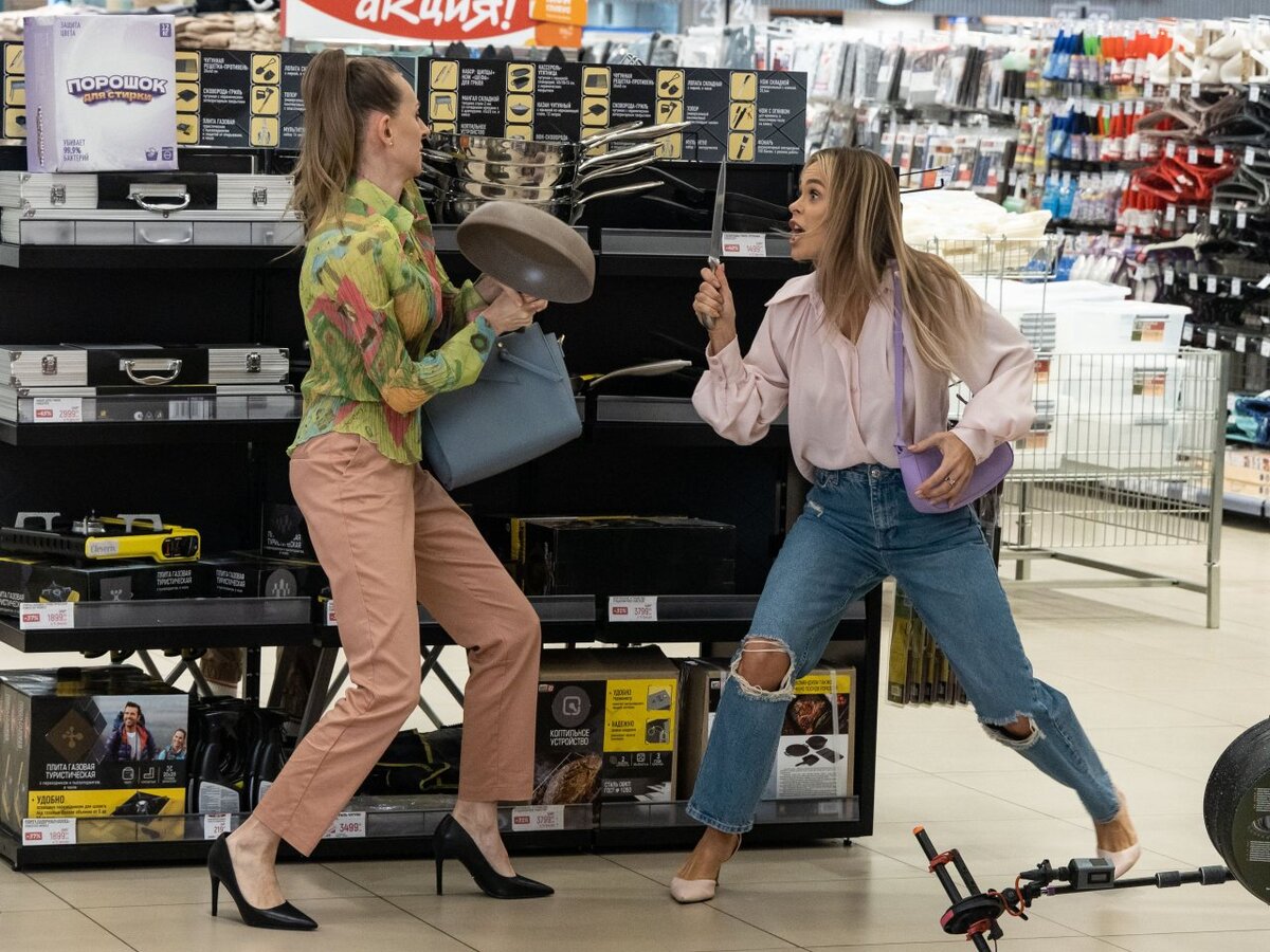 Каждый человек достоин того. Счастье в малом. Счастливая девушка. Счастье это. Радость бытия.