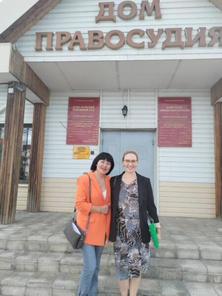    Людмила АЖИКЕНОВА и Елена ГОРОХОВА