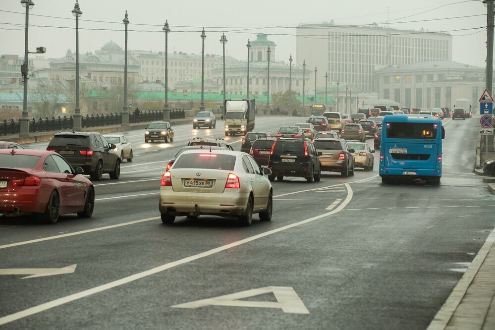 автобусная полоса по ул. автобусная полоса. швабе спецдорпроект цодд светофор. разметка для автобусов. выделенная полоса для общественного транспорта спб.