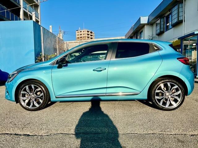 регламент рено логан 2. как пишутся числа в английском языке. рено каптур шильдик в европе. Renault надпись. значок рено.