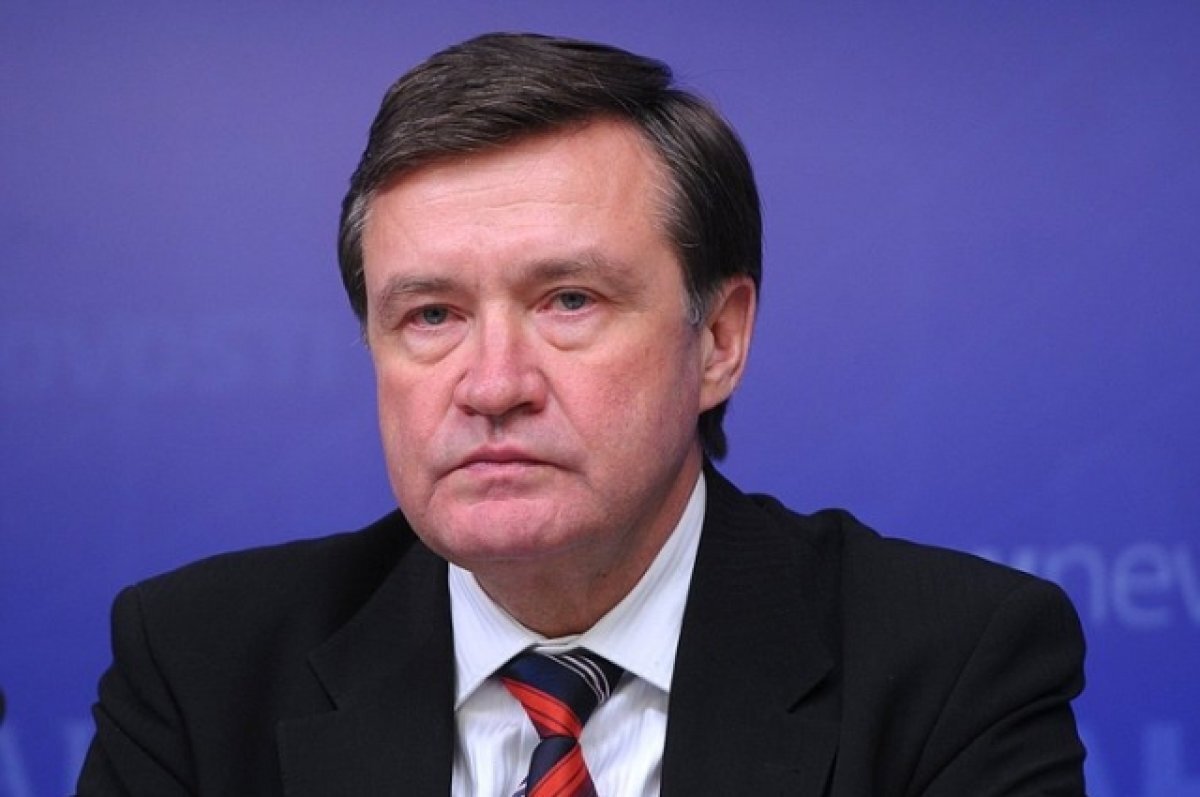    Сенатор Сергей Рябухин поздравил российских студентов с праздником