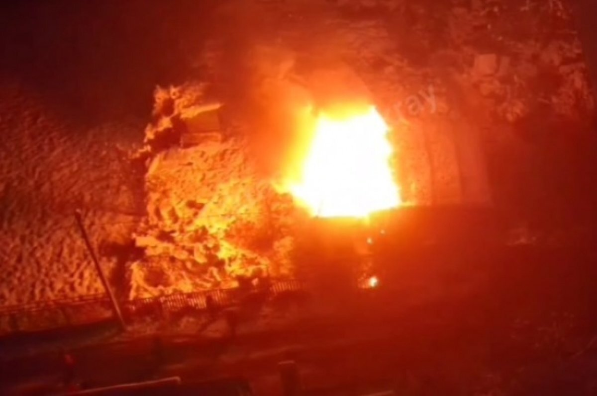    На Кубани многодетная семья осталась без жилья из-за пожара