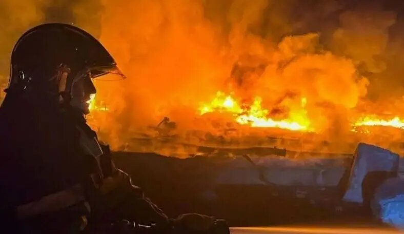 Поджог одессы. Одесса дом профсоюзов трагедия. Майдан одесса дом профсоюзов. Гончаренко одесса 2 мая 2014г дом профсоюзов. Одесса 2014 дом профсоюзов.