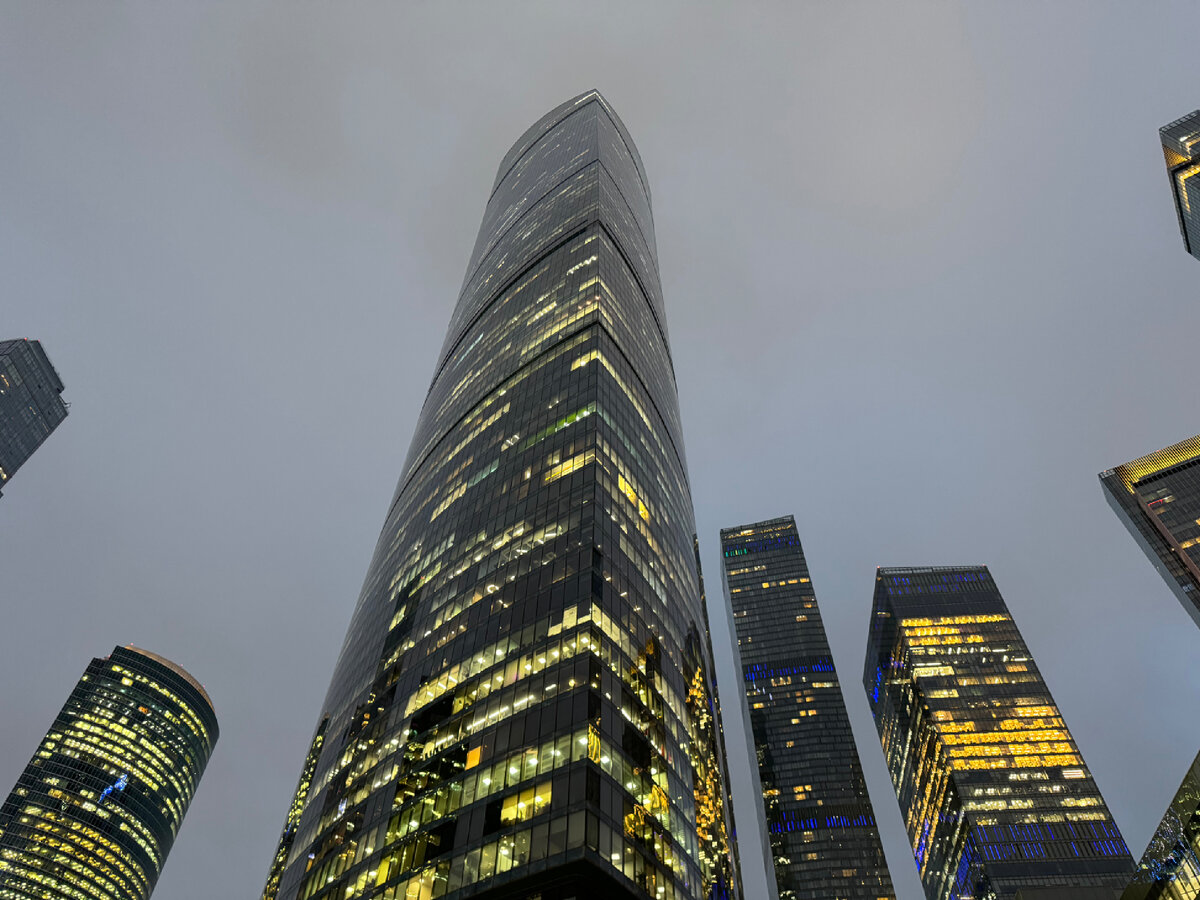 Москва сити вчера 2024 года. Дом 2 22 06 2024 сити. Проект небоскреба москва сити 2024. Москва сити 2024 внутри. Дом 2 22 06 2024 сити.