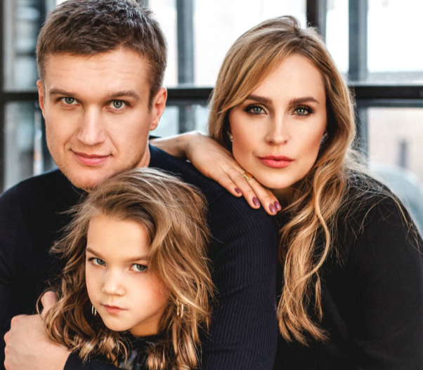 Семья руденко. Анатолий руденко жена. Жена актера руденко. Анатолий руденко семья. Анатолий руденко актер.