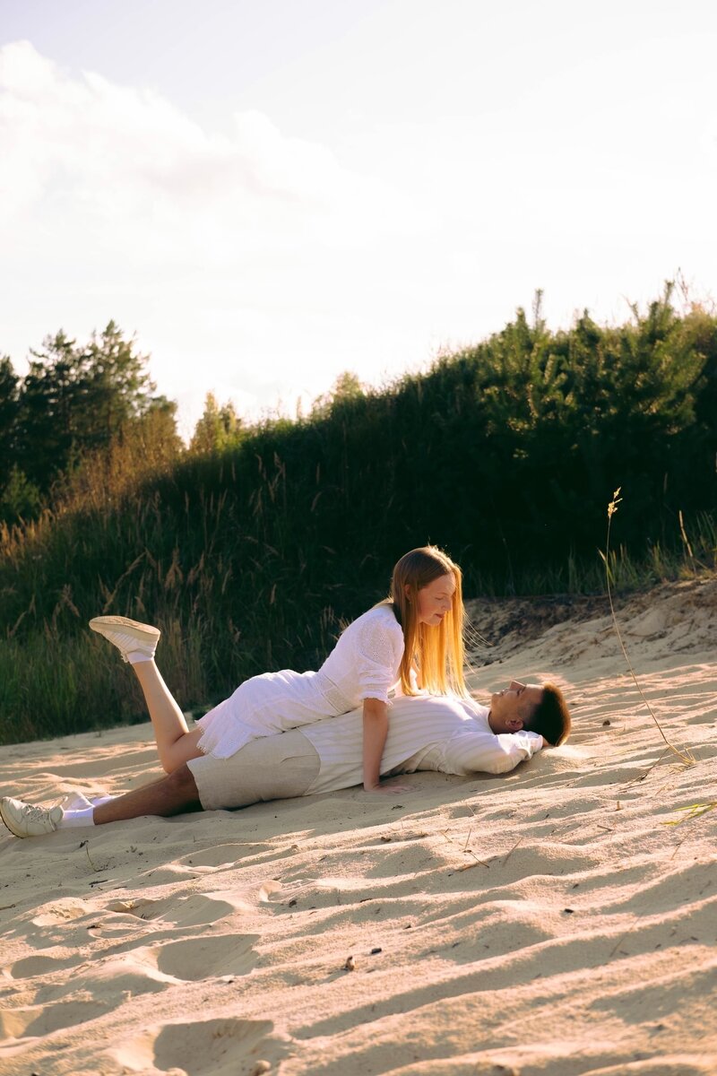 весна любовь. обнять и пожалеть. любовь на расстоянии красивые. раствориться в нежности любви. любовь и нежность.