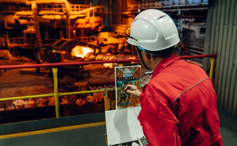    Картины, нарисованные художниками прямо на заводе, будут выставлены для публики до 10 марта