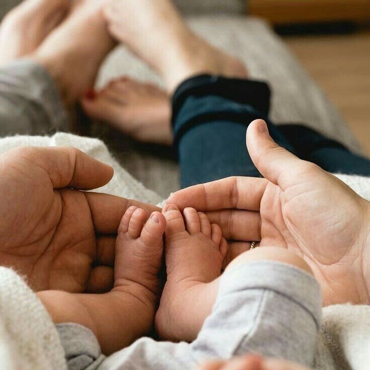 Малыш в молодой семье.