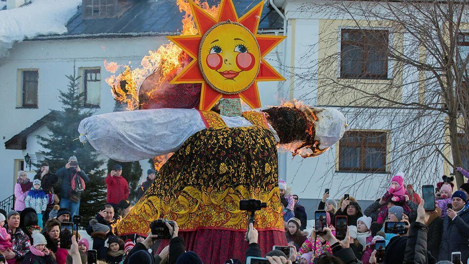 Время сжигания чучела масленицы