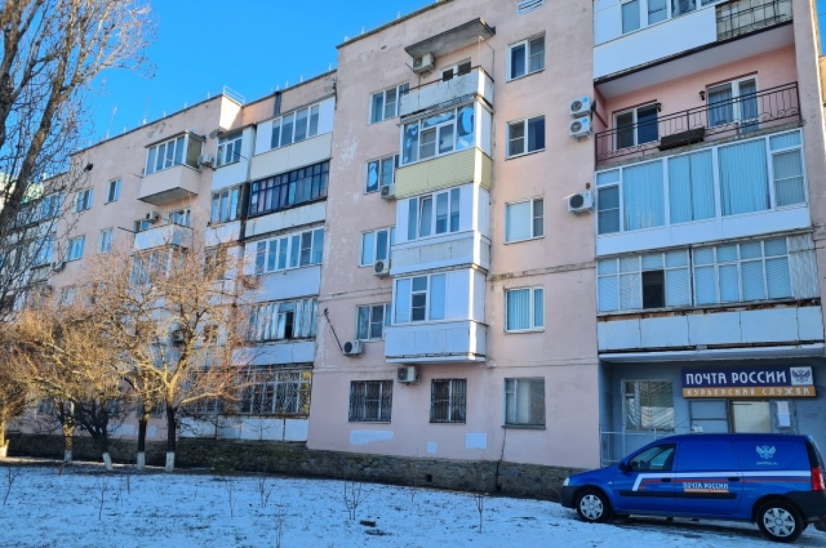    В дом на ул. Курчатова Анна и Анатолий принесли из роддома дочь.