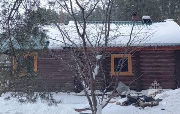     В Иванове пожарные отстояли банный комплекс