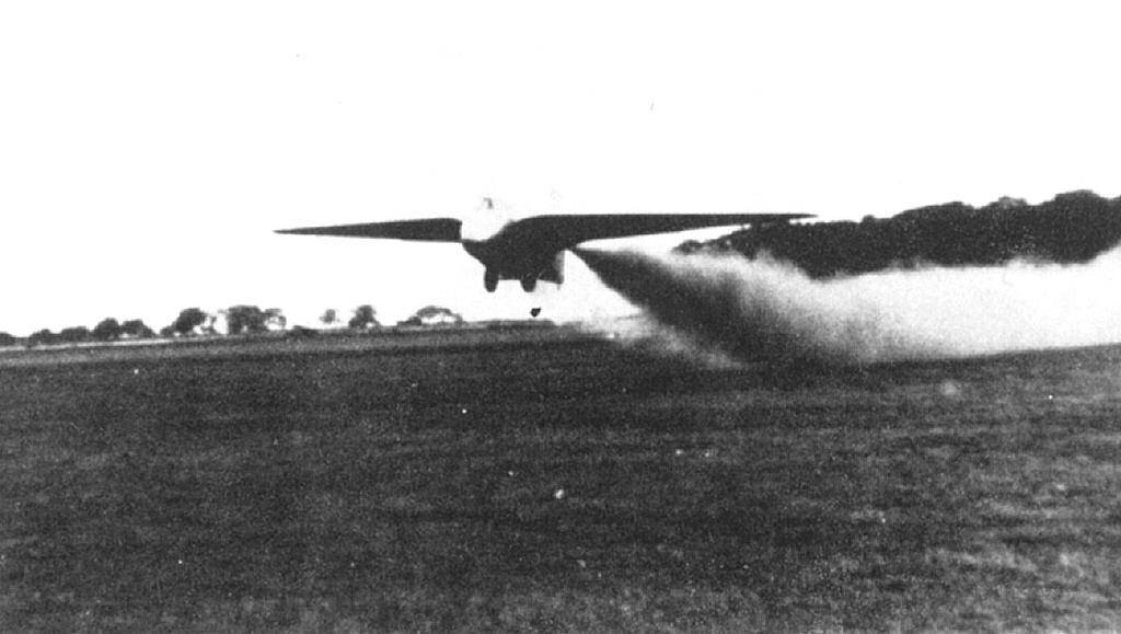 Взлет Кометы выглядит устрашающе. Фото из открытых источников.