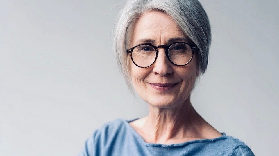 джолин диаз и ее 19-летняя дочь мелани паркс. дочки-матери. 20 лет взрослая дочь. 20 лет взрослая дочь. мать и дочь брюнетки смеются.