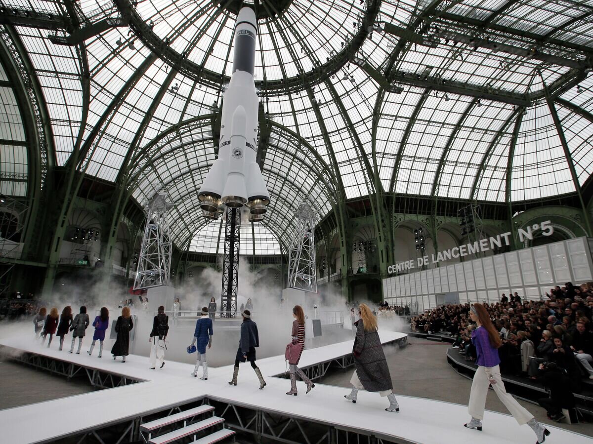    Показ Chanel в Париже© AP Photo / Francois Mori