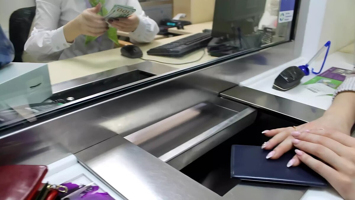 какие банки не сотрудничают с судебными приставами. какие банки сотрудничают с судебными приставами список. банки не сотрудничающие с судебными приставами. с какого банка приставы не снимают деньги. какие банки не сотрудничают с приставами.