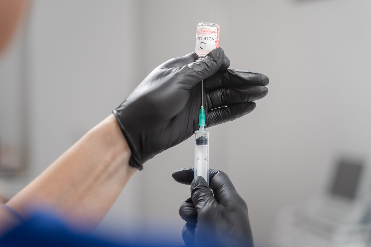 ИМЕЮТСЯ ПРОТИВОПОКАЗАНИЯ, НЕОБХОДИМА КОНСУЛЬТАЦИЯ СПЕЦИАЛИСТА