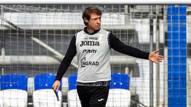    Главный тренер «Торпедо» Олег Кононов.ФК «Торпедо»