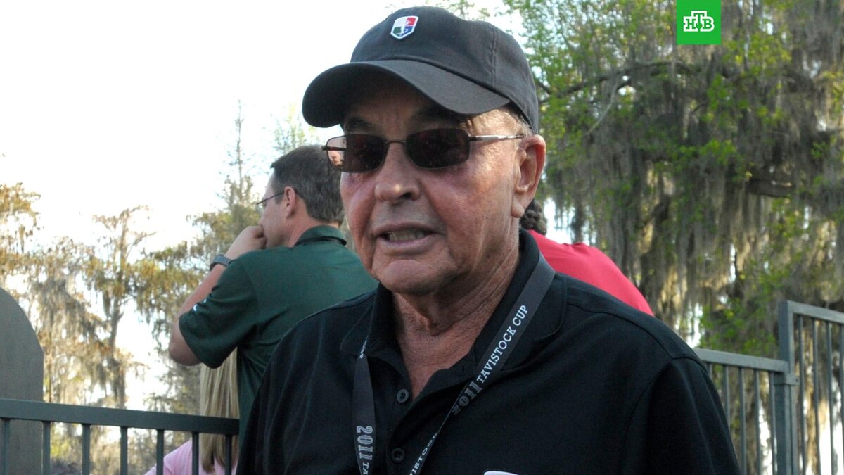 Каширин максим сергеевич симпл. Минск валерий миронов актер. Симпл каширин максим. Симпл каширин максим. Владелец симпл вайн.