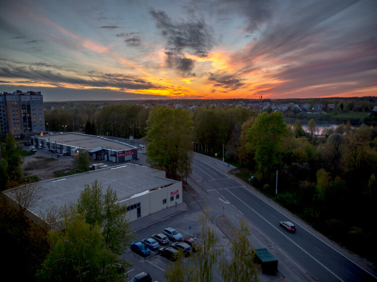 Грядет буря, приятель. Буря 2010 сша. Кади стрикленд в фильме хозяин. Хозяин (grand isle) 2019. Хозяин грядет буря.