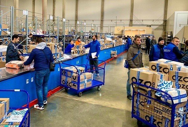 Озон интернет магазин 2024 год. Ozon эмблема. Озон лого. Озон интернет-магазин. Озон интернет магазин 2024 год.